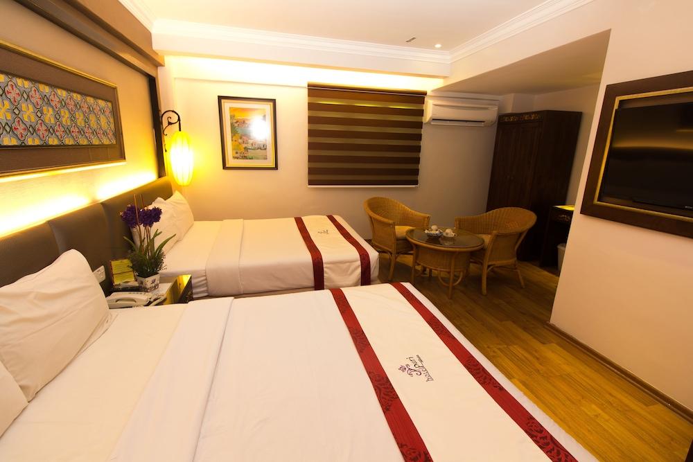 Hotel Puri Melaka Экстерьер фото